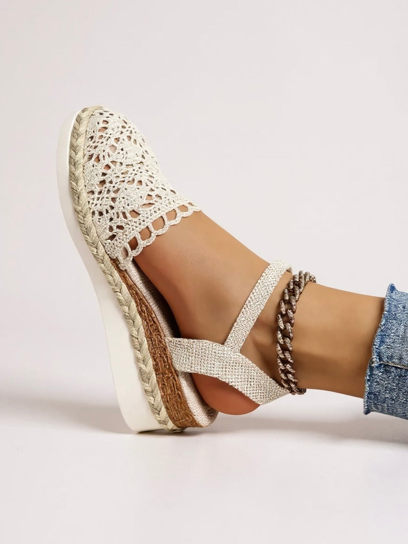 Wedge espadrilles for women with adjustable strap for the weekend