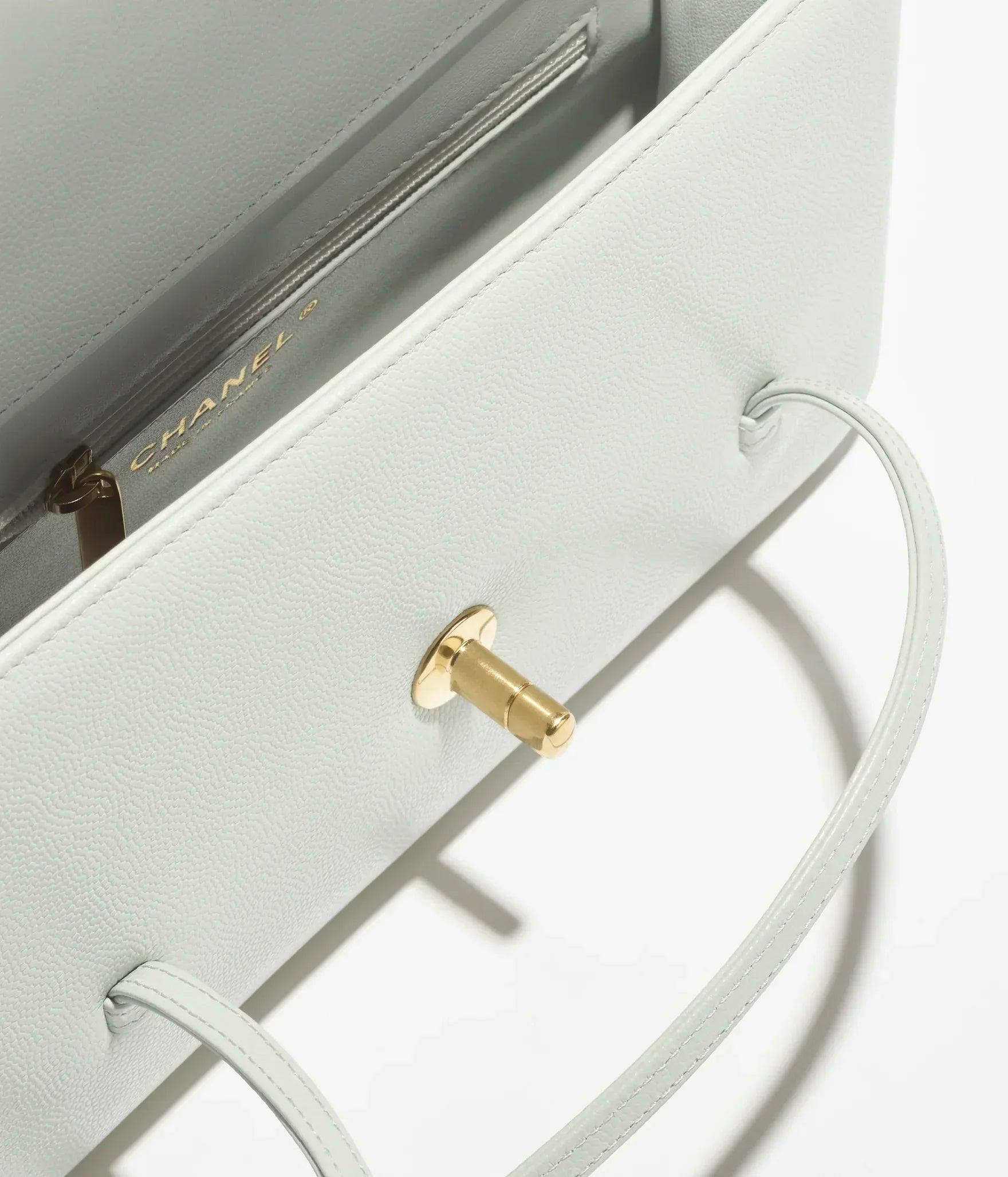 Exclusive 2026 CC It Bag + Gift: Free Wallet